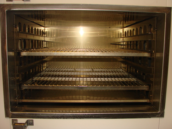 24" width x 15" H x 24" L Grieve #CLA-500, class 100 clean room, Stainless interior, HEPA filters, 500°F - Image 3