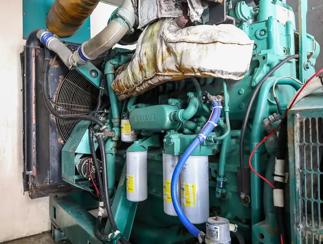 500 KW Volvo #RV500, diesel generator set, 120/208 Volts, Trailer Mounted, 54 Hours, 2002 - Image 3