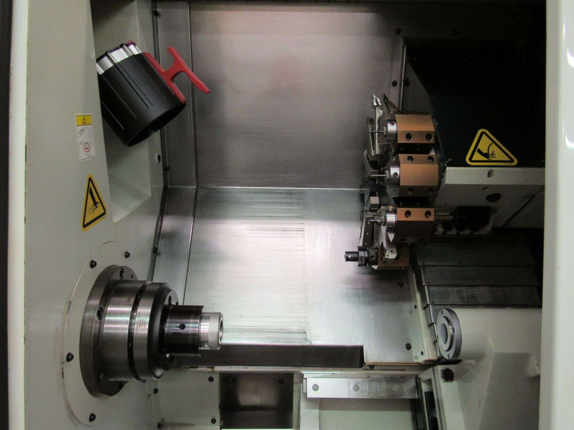 Hurco #TM-6, 15.9" swing, 6" chuck, 1.7" bar, barely used, alot of tooling, 2007 - Image 2