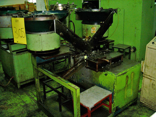 Ocap Ocatp #203R, blind rivet assembly, 2.4mm - 7.8mm diameter max, 120-280 pieces per minute, 24" vibratory - Image 1