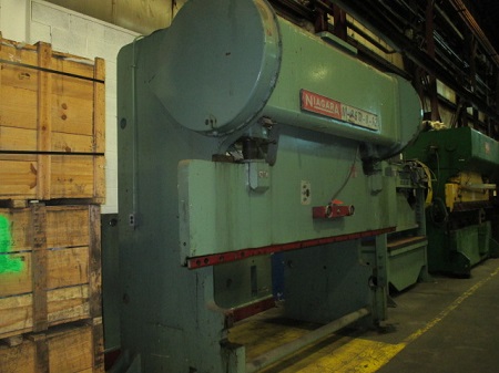 260 Ton, Niagara #N-260-8-12, press brake, 12' overall, 102" between housing, 4" stroke, 10-1/2" throat - Image 3