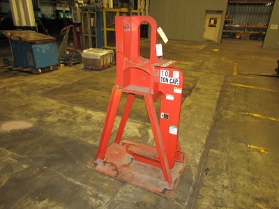 20000 lb. Bushman #610, C-hook with Stand - Image 1