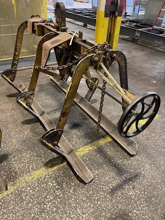 10000 lb. C-F Lifters Hand Crank Sheet Lifter - Image 2