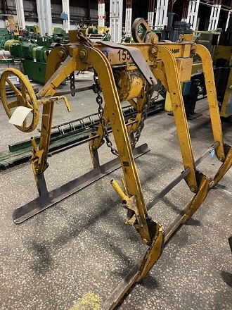 10000 lb. C-F Lifters Hand Crank Sheet Lifter - Image 3