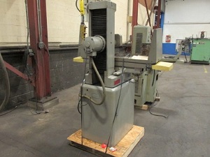 6" x 18" Millport #618, Manual Surface Grinder, hand feed, one shot lube, motor starter AMD, controls - Image 3