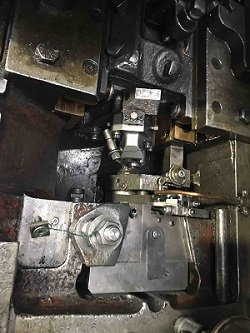 3/16" National #M5 High, Speed Single Die Tubular Rivet Header, 3/4" rivet, 1-3/16" cutoff, 300 PPM, Bushing - Image 4