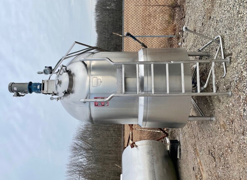400 gallon Lee #400D7S, Jacketed Vacuum Rated Mix Kettle w/ Scrape Agitation, 90 PSI @ 332°F jacket - Image 1