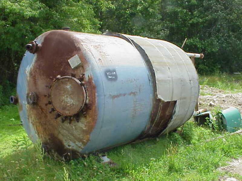3000 gallon Pfaudler, Glass Lined Vessel, 15 PSI @ 300 Deg.F, 84" diameter x 9' 6" T/T - Image 1