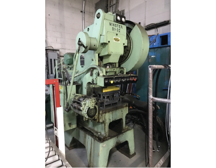 32 Ton, Minster #B1-32, high speed gap frame press, 1.5" stroke, 11" shut height, 2.25" adj., 24" x15" bed - Image 1