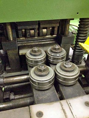 7" x 7/8" Kohler, 19 Roll Light Gauge Strip Leveler, 8 over 9 roll config., 7" roll face - Image 7