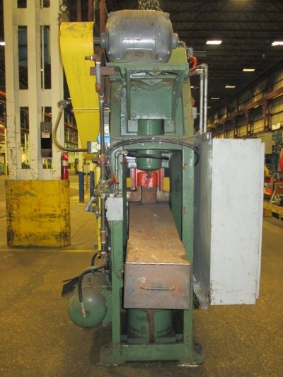 60 Ton, Minster #70-4, Gap Frame Single Crank Press, 7" stroke, 15-1/2" shut height, 31-1/2" x 21" bed, 90 SPM - Image 3