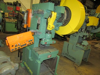 40 Ton, Rockford #40-W, OBI Single Crank Press, 3" stroke, 10-3/4" shut height, 7-1/8" throat, 26" x 14" bed - Image 2