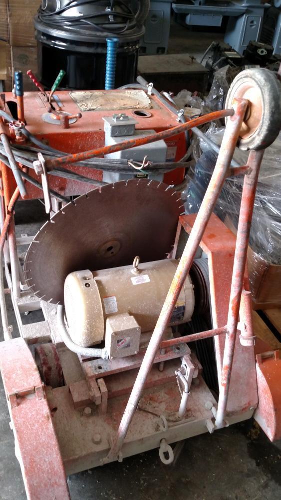 Target #702112968-1, concrete saw, 20" blade, 24" blade, 10 HP, 208/230/460 V. - Image 2