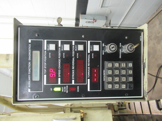 75 Ton, Cincinnati #75OBS, hydraulic gap frame press, 8" stroke, die cushion, Cincinnati tonnage and position - Image 3