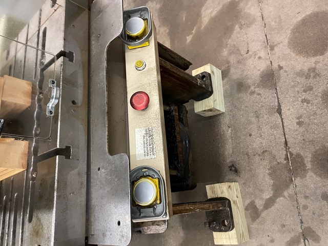 75 Ton, Cincinnati #75OBS, hydraulic gap frame press, 8" stroke, die cushion, Cincinnati tonnage and position - Image 5