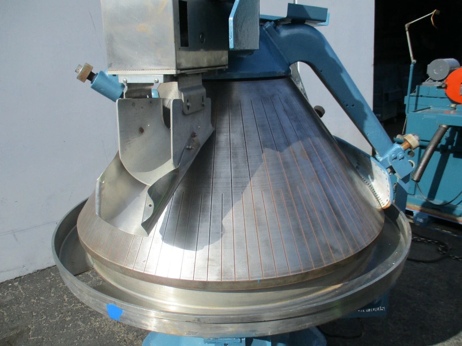 Oshikiri #RK, industrial pizza dough rounder / divider, conical rounder buns - Image 3