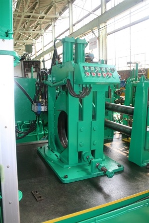 8 Roll Hydraulically Adjusted Sizing Turkshead - Image 2