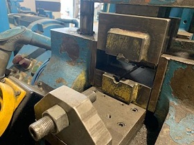 1" Torrington Vail #322-23, 2 die Hydraulic Tube End Former, 25 hp - Image 6