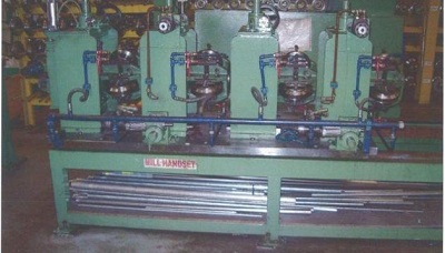 2.5" x 15/6" (63.5mm x 3.2mm) Oto Mills #OTO 552-RTC, Tube Mill with Rafted Stands, 1999 - Image 3