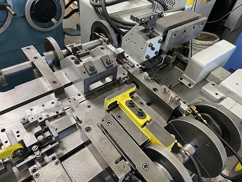 Nilson #751, Four Slide Machine, 1/16" wire diameter, 3/4" strip, 3" feed, 400 SPM, rebuilt - Image 2