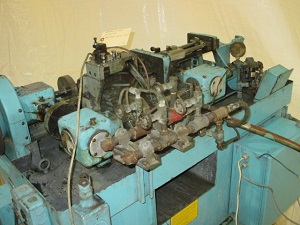 U.S. Baird #00, Four Slide Machine, 1/32" wire diameter, 7/16" ribbon, 4-1/4" feed, split cams, double gib - Image 5