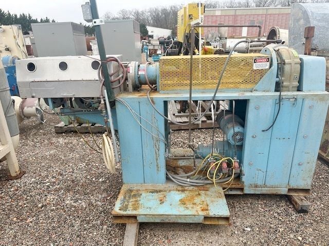 1.5" Killion #KL-150, extruder, 24:1 L/D, 3 control panels, Zenith melt pump w/2 HP motor - Image 7