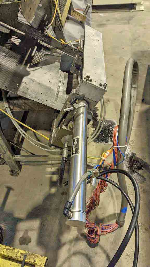 .187" Komo, tube straightener & cut-off machine, entry powered feed rolls, 1998 - Image 8