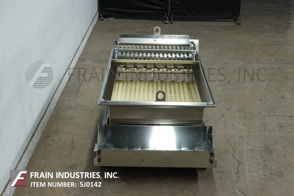 Urschel #GK-A, Stainless Steel, USDA, dicer / slicer / cutter for a variety of food products, Continuous - Image 4