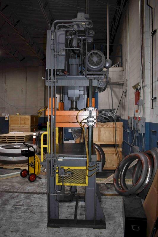 40 Ton, HSI, hydraulic 4-post down acting press, 14.5" stroke, 21.5" D, 48" x 31" bed, cushion - Image 2