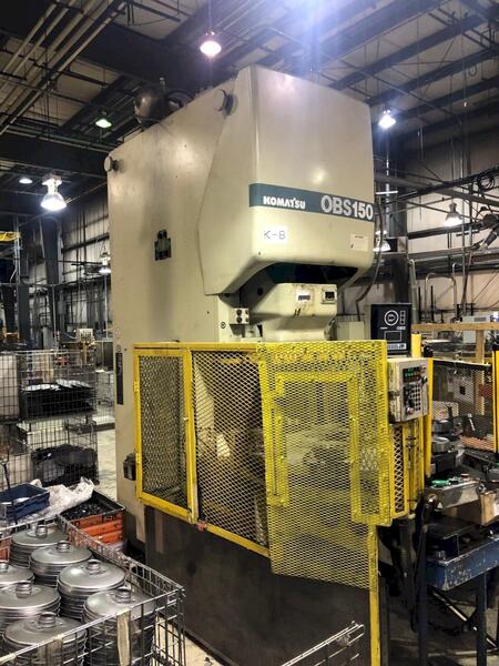 165 Ton, Komatsu #OBS-150-3, punch press, 9.8" stroke, 18.7" Shut Height, air clutch, 49.2" x 31.5" bed, 1995 - Image 2