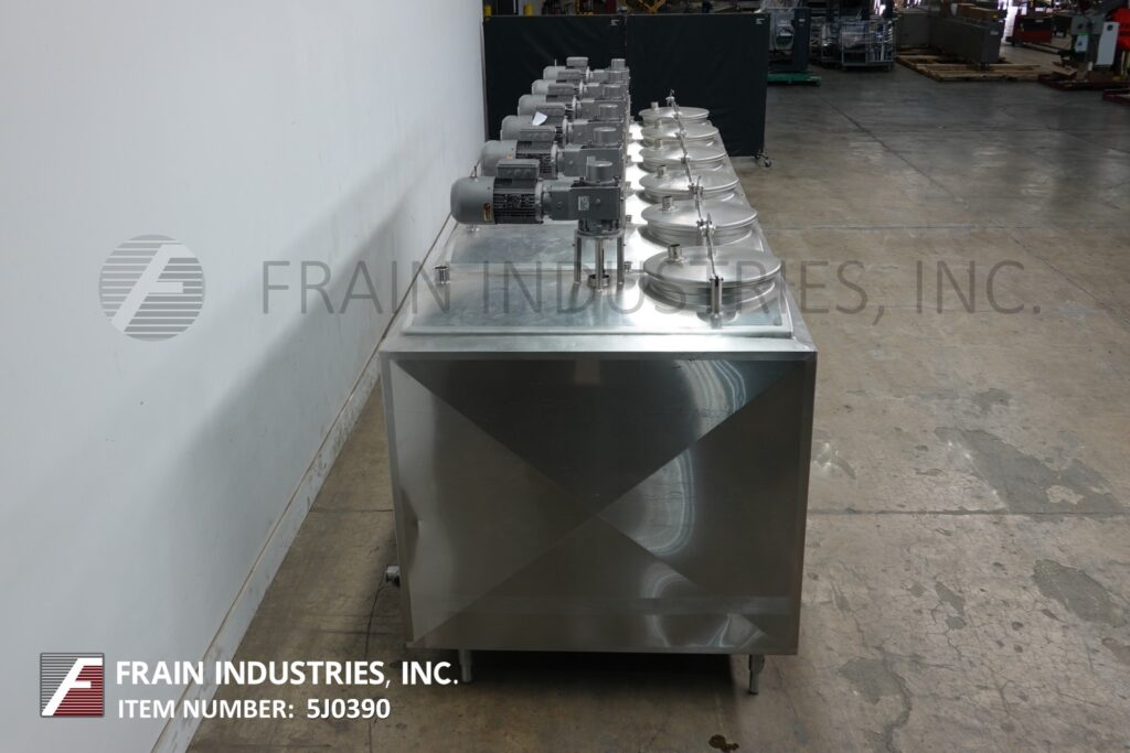 1800 gallon 304 Stainless Steel flavor tank, (6) 300 gallon chambers, top mounted lift up covers with 17" ID - Image 3