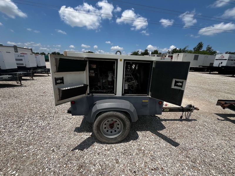 40 KW Atlas Copco #QAS45, trailer mounted, sound attenuated enclosure, Tier 3, 120/240/208/277/480 Volts - Image 5