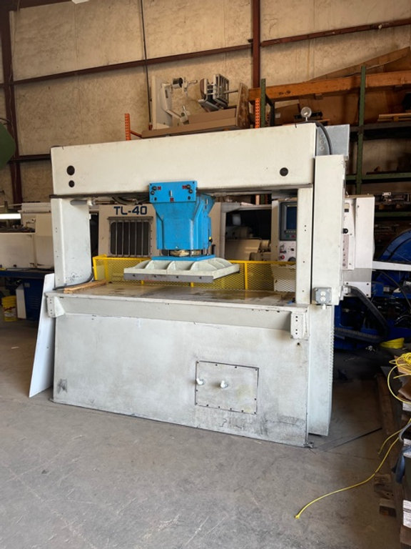 35 Ton, Samco #TH-35, die clicker press, 230 V., 3 KVA - Image 2