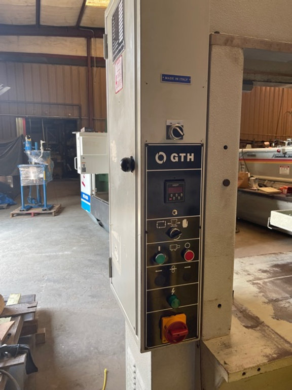 35 Ton, Samco #TH-35, die clicker press, 230 V., 3 KVA - Image 4