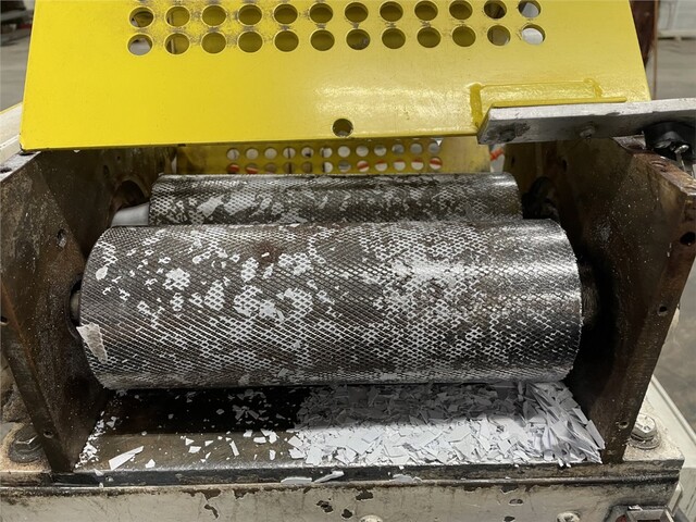 12" x 12" Granutec #TFG1212, pull roll granulator, 3 knife open rotor, 2 bed knives - Image 3