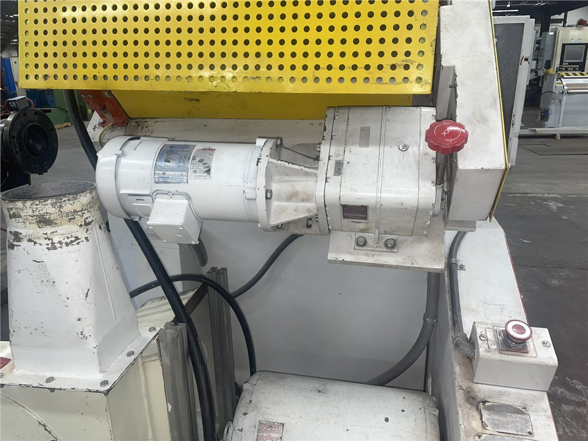 12" x 24" Granutec #TFG1224, pull roll granulator, 20 HP, 3 knife open rotor, 2 bed knives - Image 9