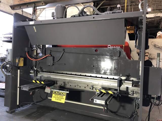 90 Ton, Cincinnati #90C10, hydraulic press brake, 12' overall, 102-3/4" between housing, 8" stroke, 7" - Image 5