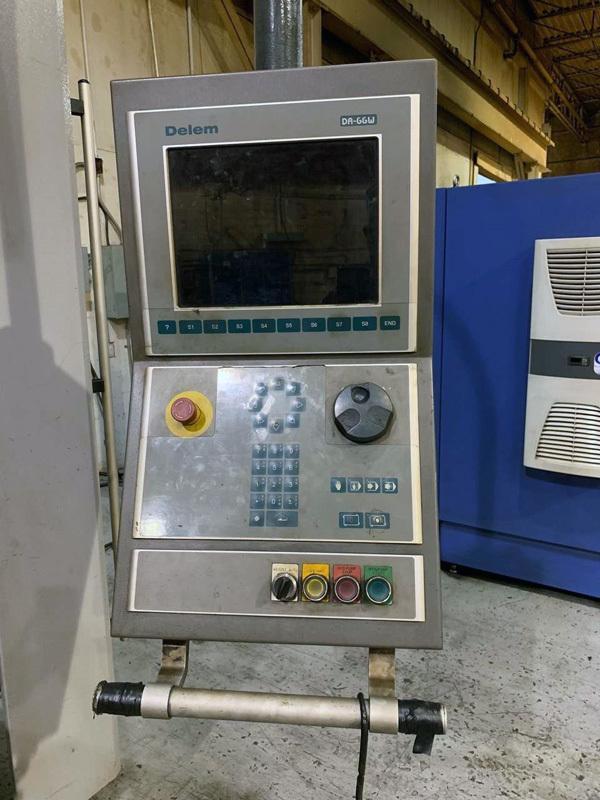 190 Ton, Durma, 6-Axis CNC hydraulic press brake, 10' overall, 1032" between housing, 10.4" stroke, 21" Shut - Image 4