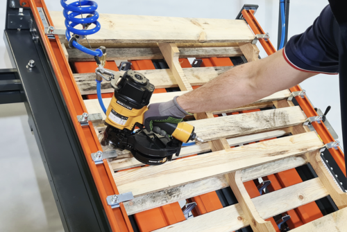 Pneumatico #PT-1900, Semi-automatic Pallet Nailer, 2022 - Image 2