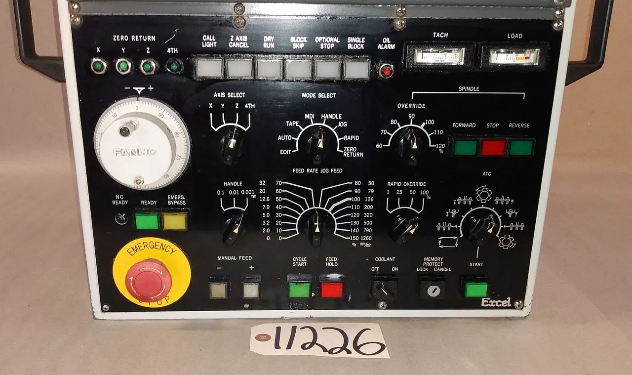General Electric Fanuc No. OM control console interface - Image 2
