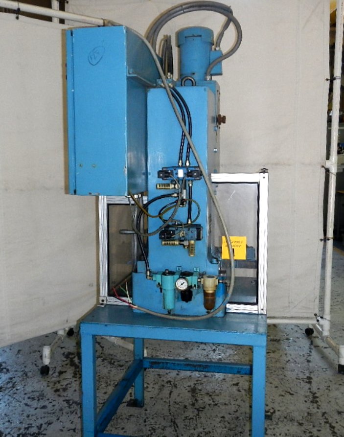 VSI Automation #TM-23, riveter, 3" stroke, 9" throat, 15" open, Allen Bradley Micrologix 1000 PLC, 1996 - Image 6
