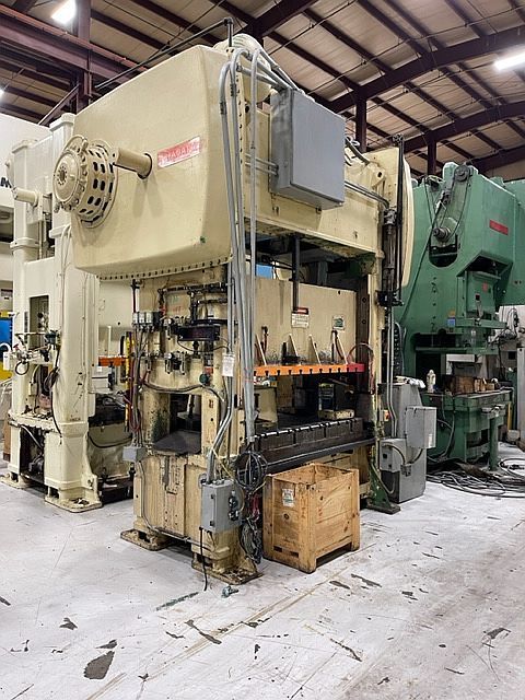 150 Ton, Niagara #SC2-150-72-36, 8" stroke, 19.2" Shut Height, 9" adj., 35-71 SPM, 72" x 36" bed, Omnilink - Image 2
