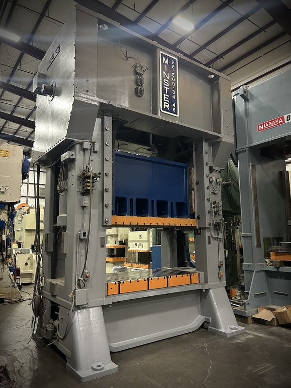 500 Ton, Minster #E2-500, straight side double crank, 12" stroke, 18-27 SPM, very good - Image 2