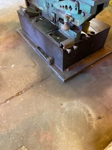 4" x 4" x 1/2" Hill-Acme #4, ironworker, 60 ton, 20" throat, 1-1/2" stroke - Image 4