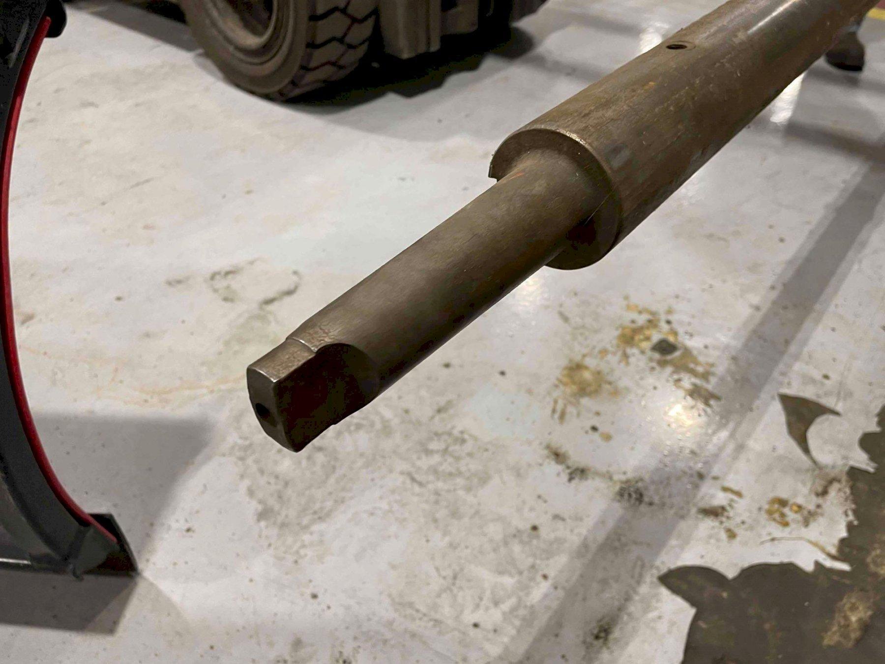 Boring bar, 102" length, 3"- 1-1/2" diameter, will fit Giddings & Lewis - Image 3