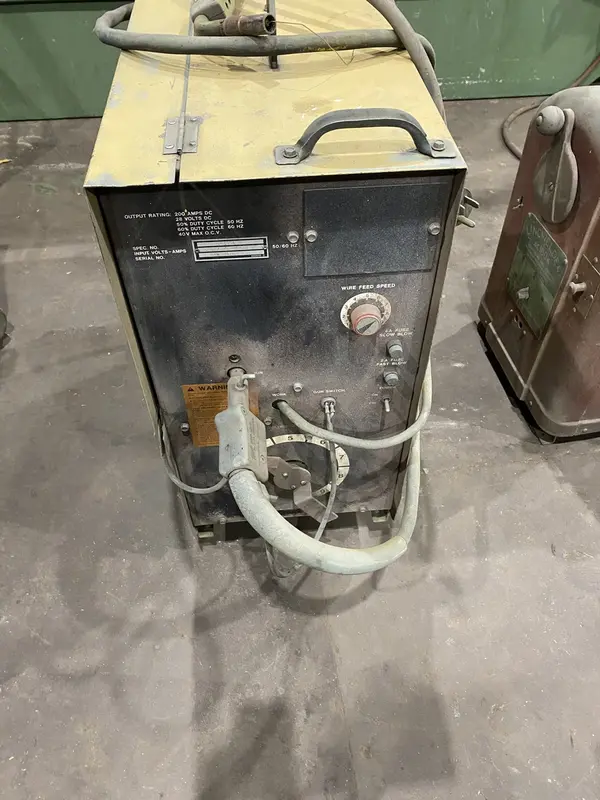 Hobart #Beta-Mig200, 200 Amps., mig welder - Image 1