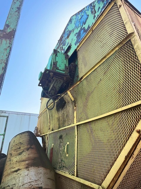 Columbus McKinnon tire shredder, 300 HP, 72" hopper opening, 20 TPH, 1992 - Image 7