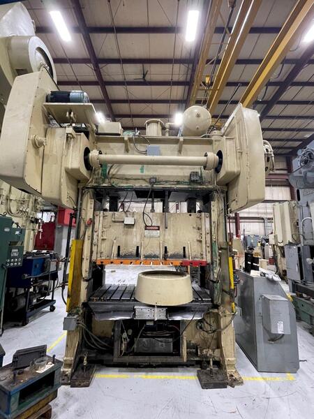 150 Ton, Niagara #SC2-150-72-36, straight side double crank press, 8" stroke, 19.5" Shut Height, air clutch & - Image 6