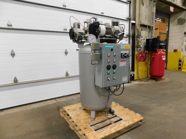Airtech #OL-3CIL3-2TANV, dry rotary vane vacuum system, 200 psi MAWP - Image 2