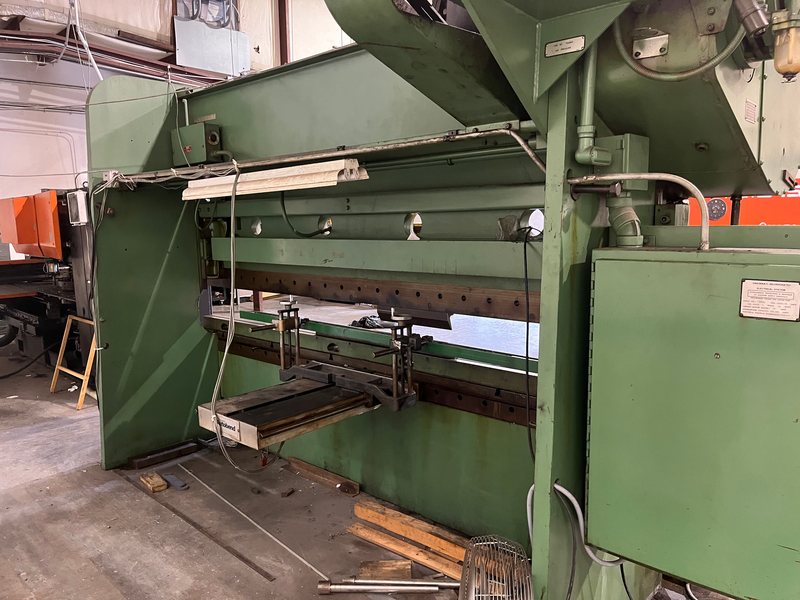 180 Ton, Cincinnati #Series-5, CNC brake press, 3" stroke, 6' Hurco Auto Bend Back Gauge - Image 5